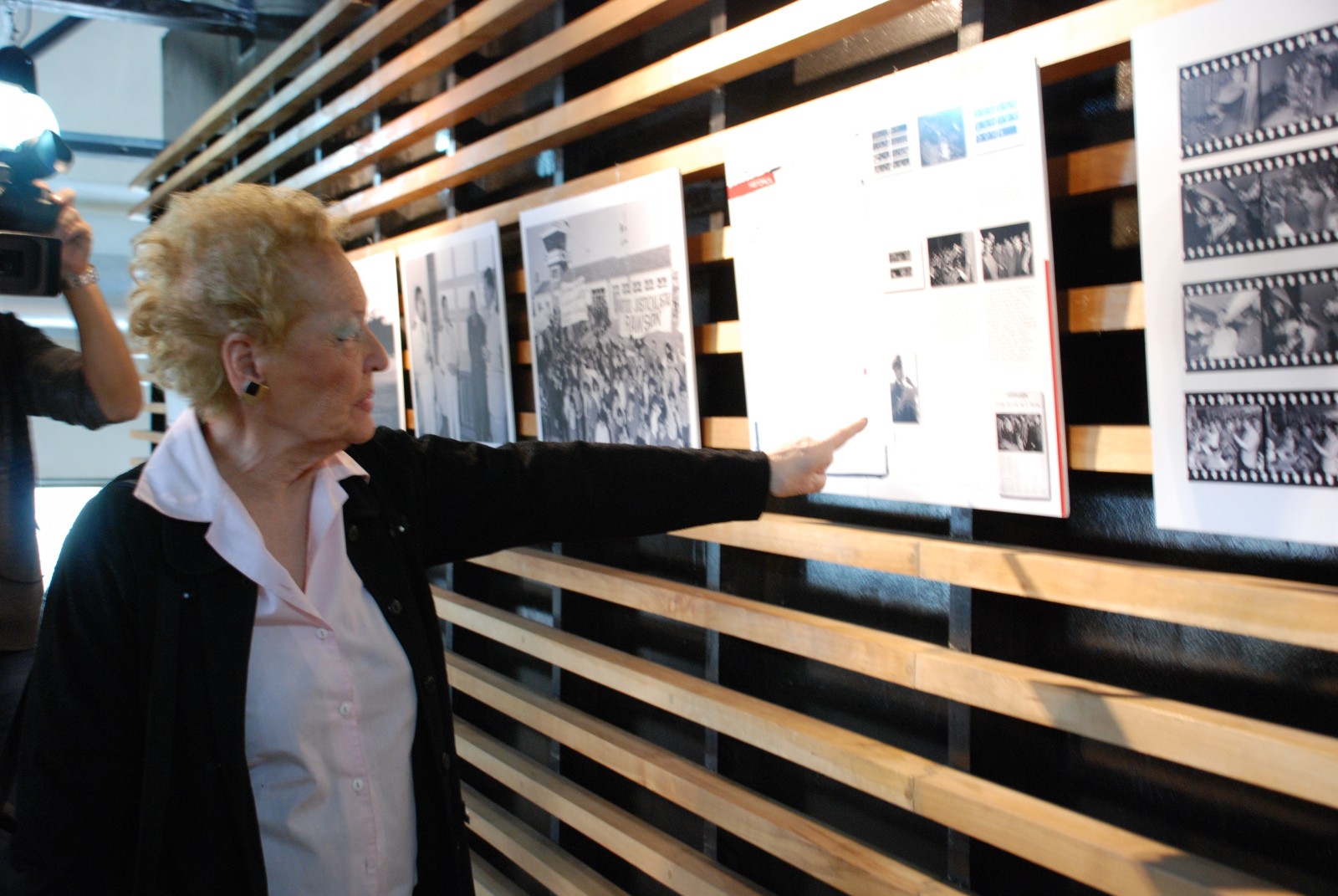 Inauguran la muestra fotográfica «Jornada Histórica»