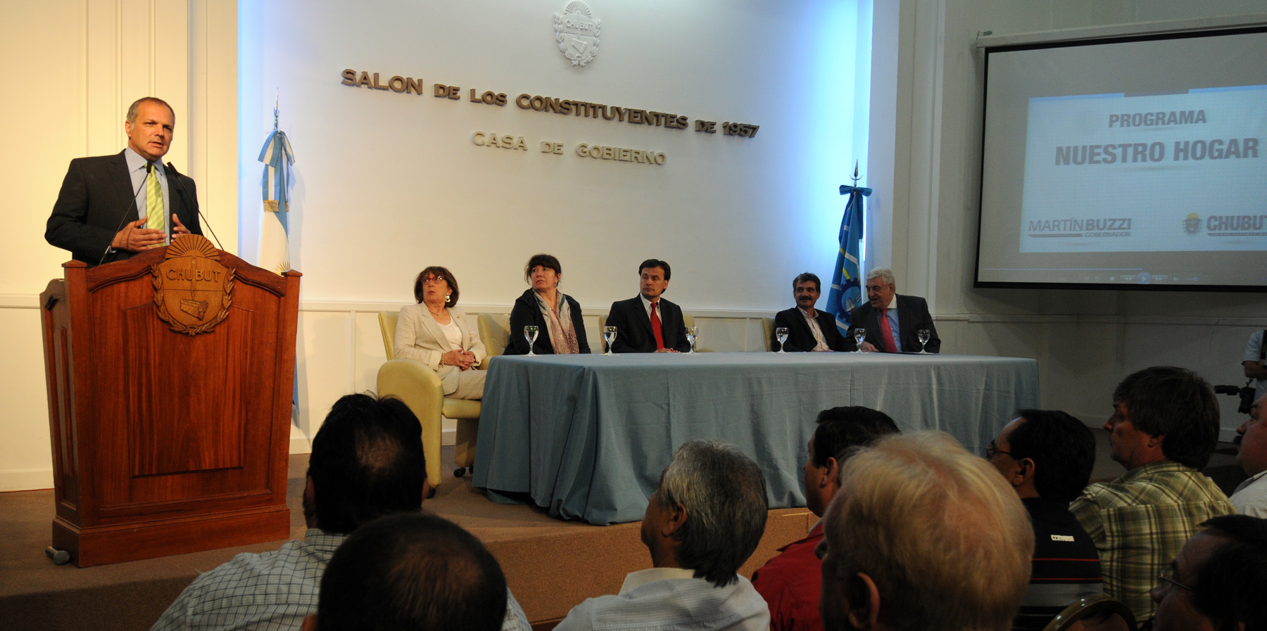 La banca privada se sumará al programa «Nuestro Hogar»