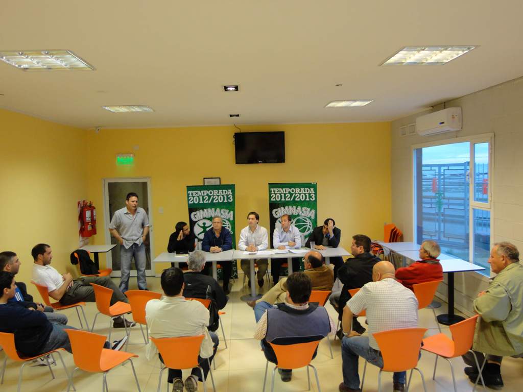 Luque fue reelecto como presidente de Gimnasia