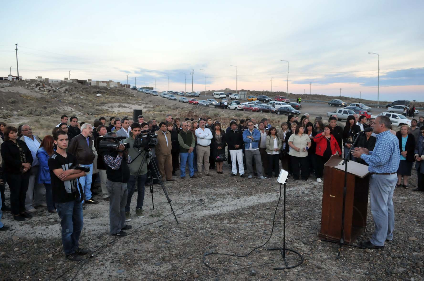 Provincia inauguró obras de iluminación para la zona norte