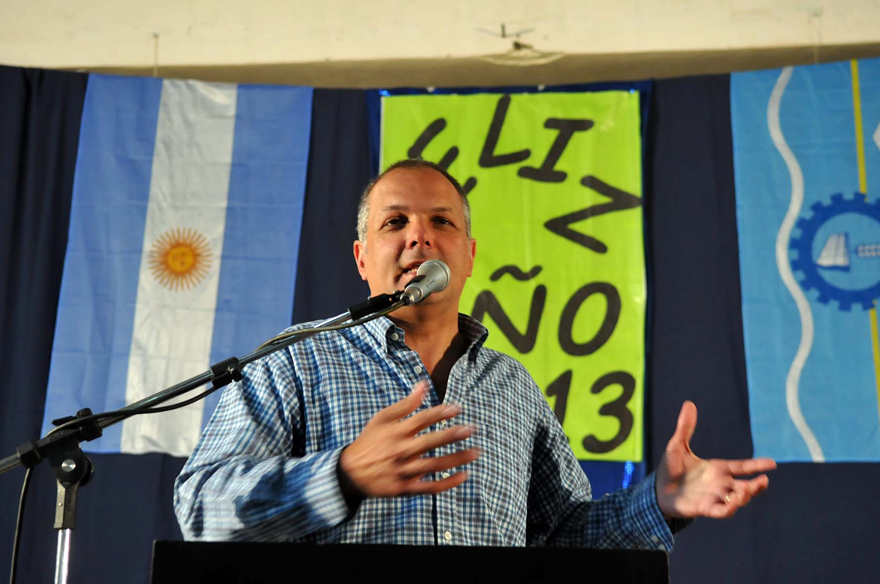 Buzzi anunció retenciones móviles para el sector petrolero