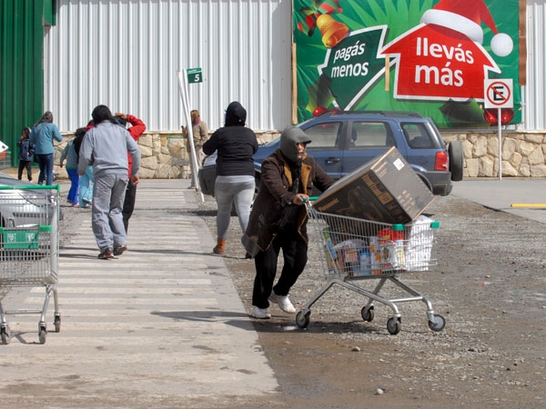 Moyano: «Los saqueos están impulsados desde el propio poder»