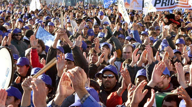 La Justicia ordenó la normalización del gremio petrolero