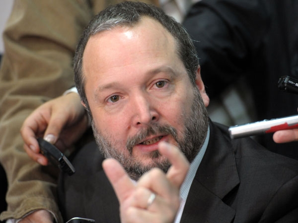 Ley de Medios: Gobierno trabaja contrarreloj para apelar