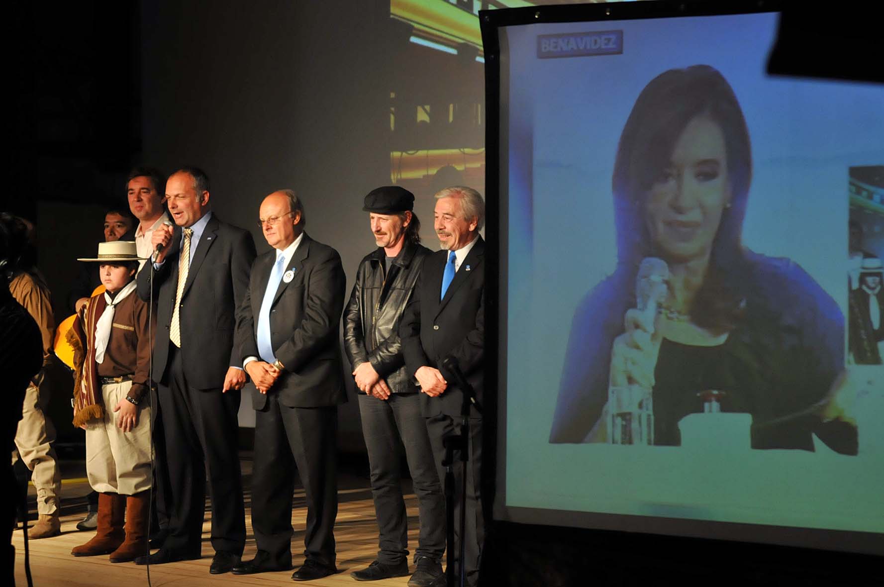 La Presidenta inauguró la Estación Cultural de Exhibición en Comodoro