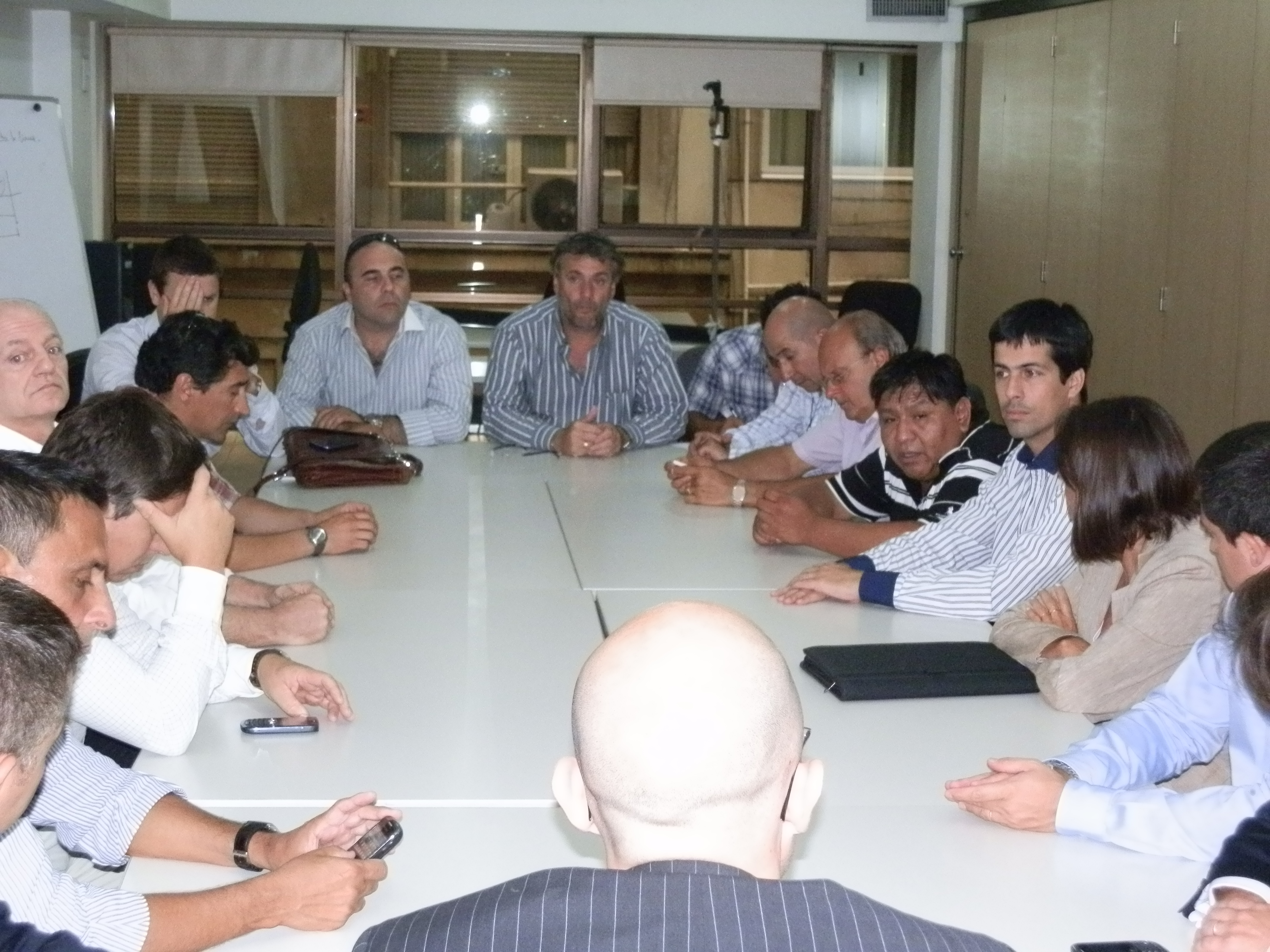 Hubo acuerdo en la conciliación y regresarán los equipos a Cerro Dragón