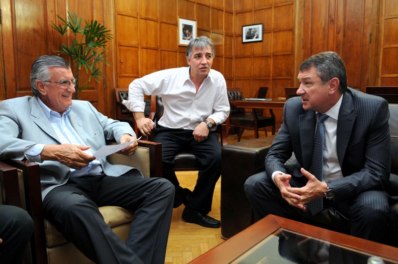 Yauhar pidió que no se dilate más el debate minero