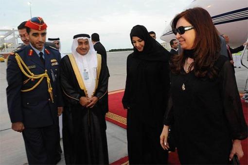 Cristina se reunirá con sus pares de los Emiratos Árabes