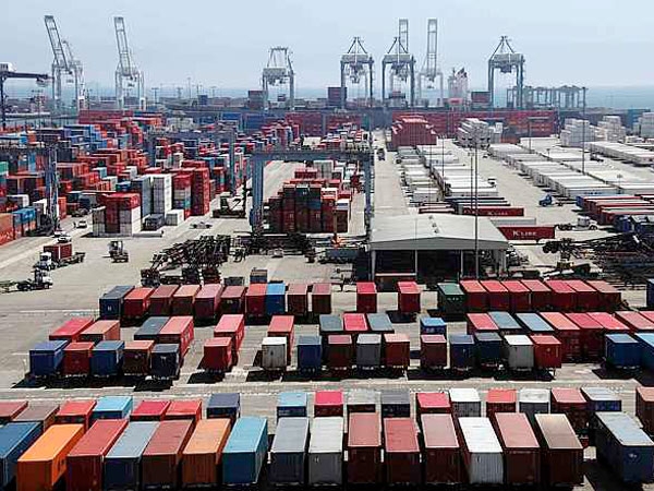 El superávit comercial de 2012 fue de U$S 12.663 M