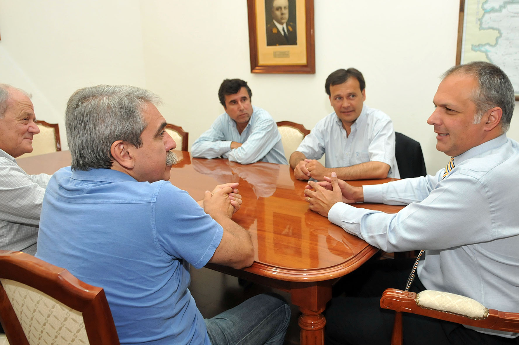 Aníbal Fernández elogió la “excelente gestión” de Buzzi