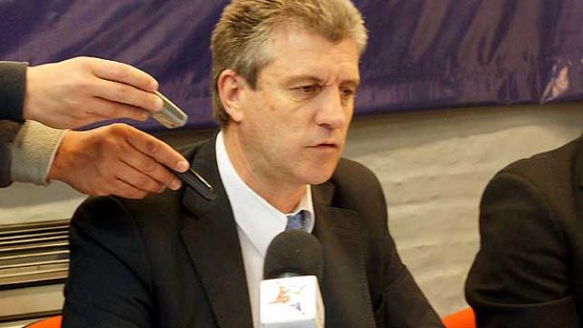 Licencia por un año para Eliceche y Contrera no podrá remplazarlo