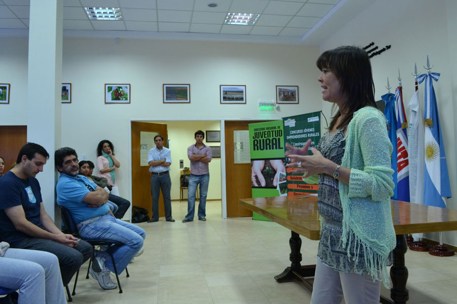 Buzzi designó a Ana Amato en CORFO