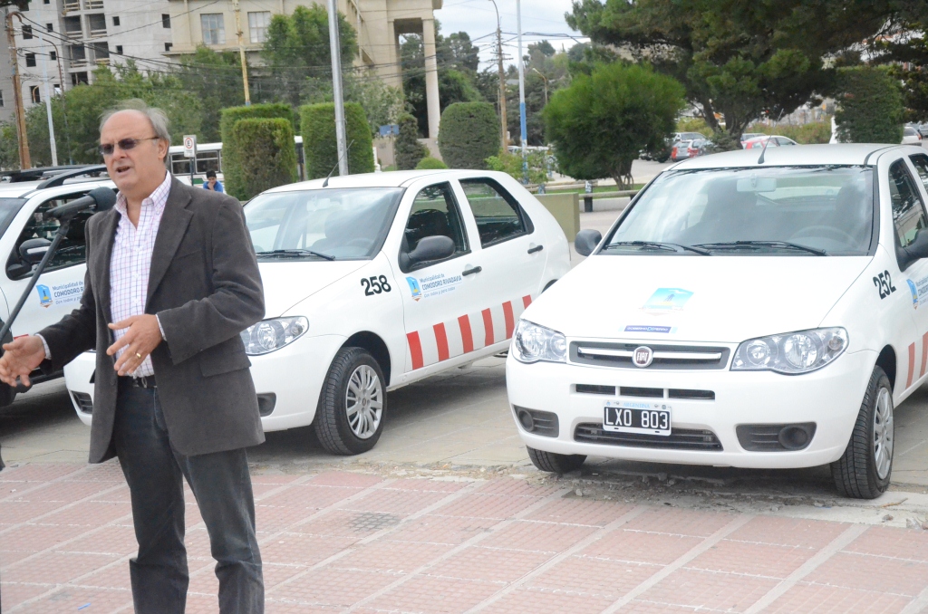 El municipio adquirió 17 vehículos