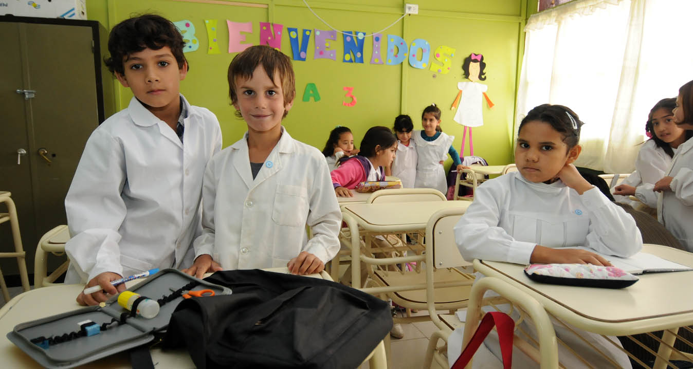 Mañana se paga la ayuda escolar a los empleados públicos