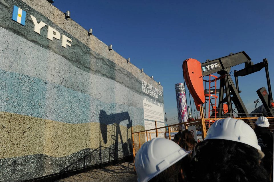 YPF volverá a explorar en Chubut tras 15 años