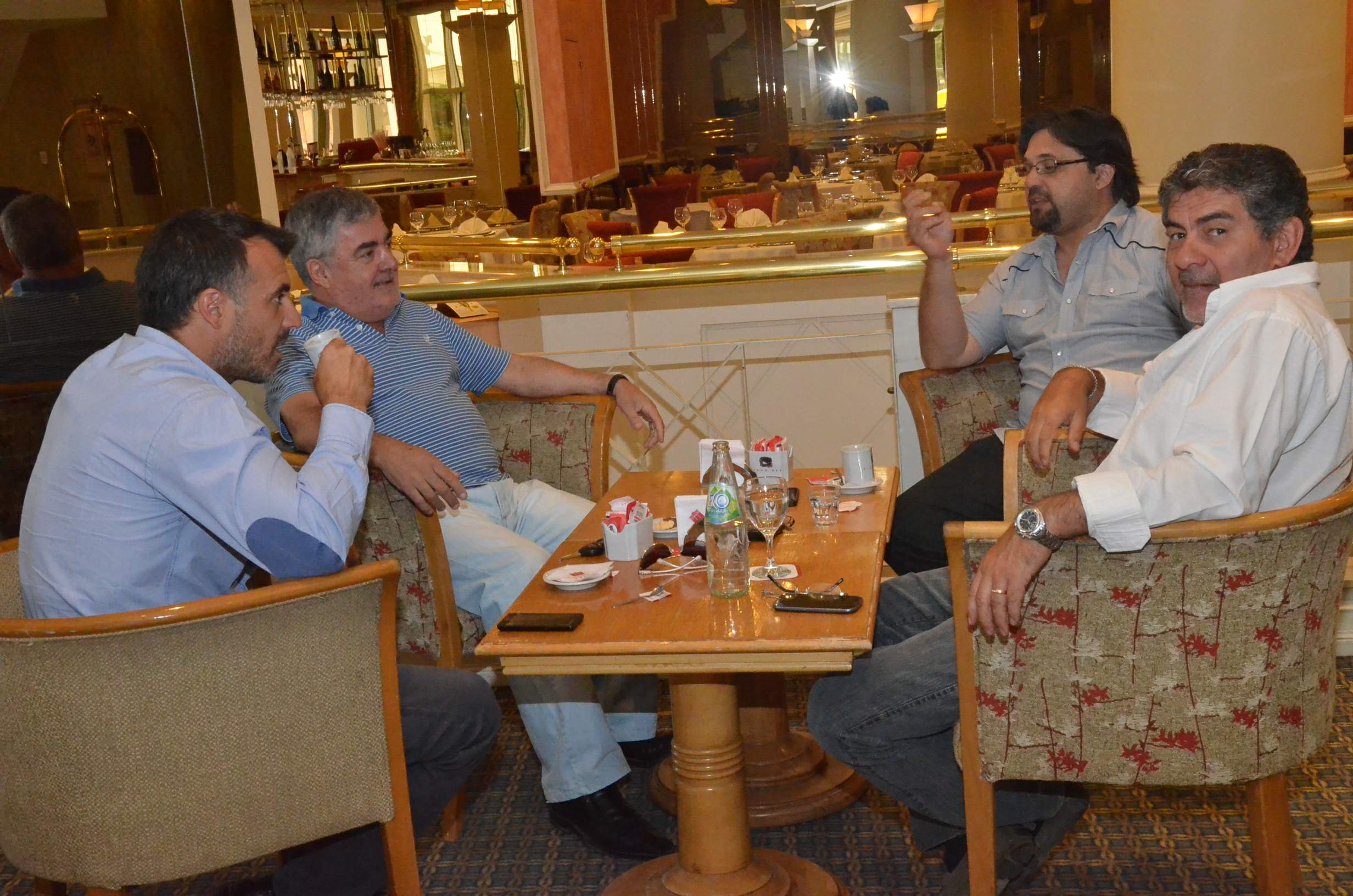 Cumbre de Das Neves con Taboada en Comodoro