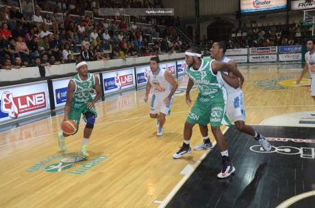 Gimnasia perdió de local frente al puntero Regatas 80 a 71