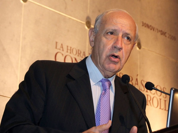 Lavagna: «Ya hay devaluación en Argentina»