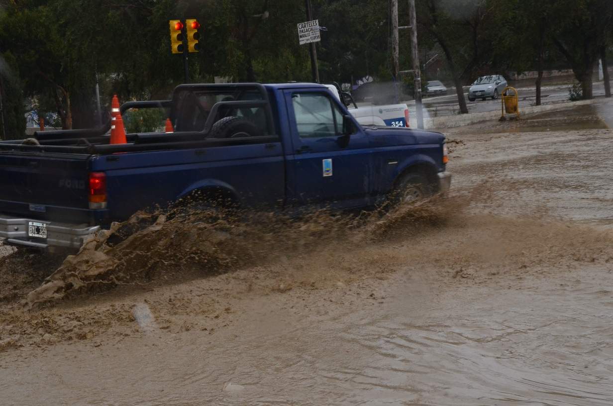 Provincia brinda asistencia en municipios afectados por las lluvias
