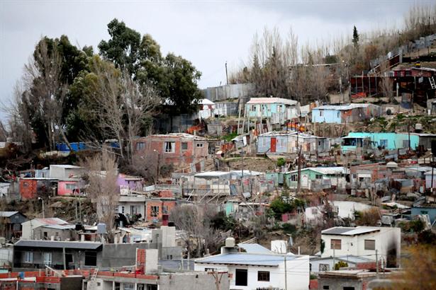 Atacaron a balazos a policías en el Bº Jorge Newbery