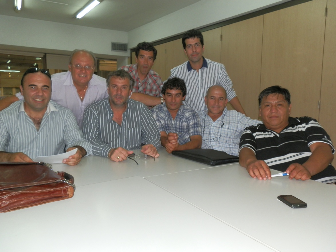 Los gremios petroleros reivindicaron el acuerdo de paz social