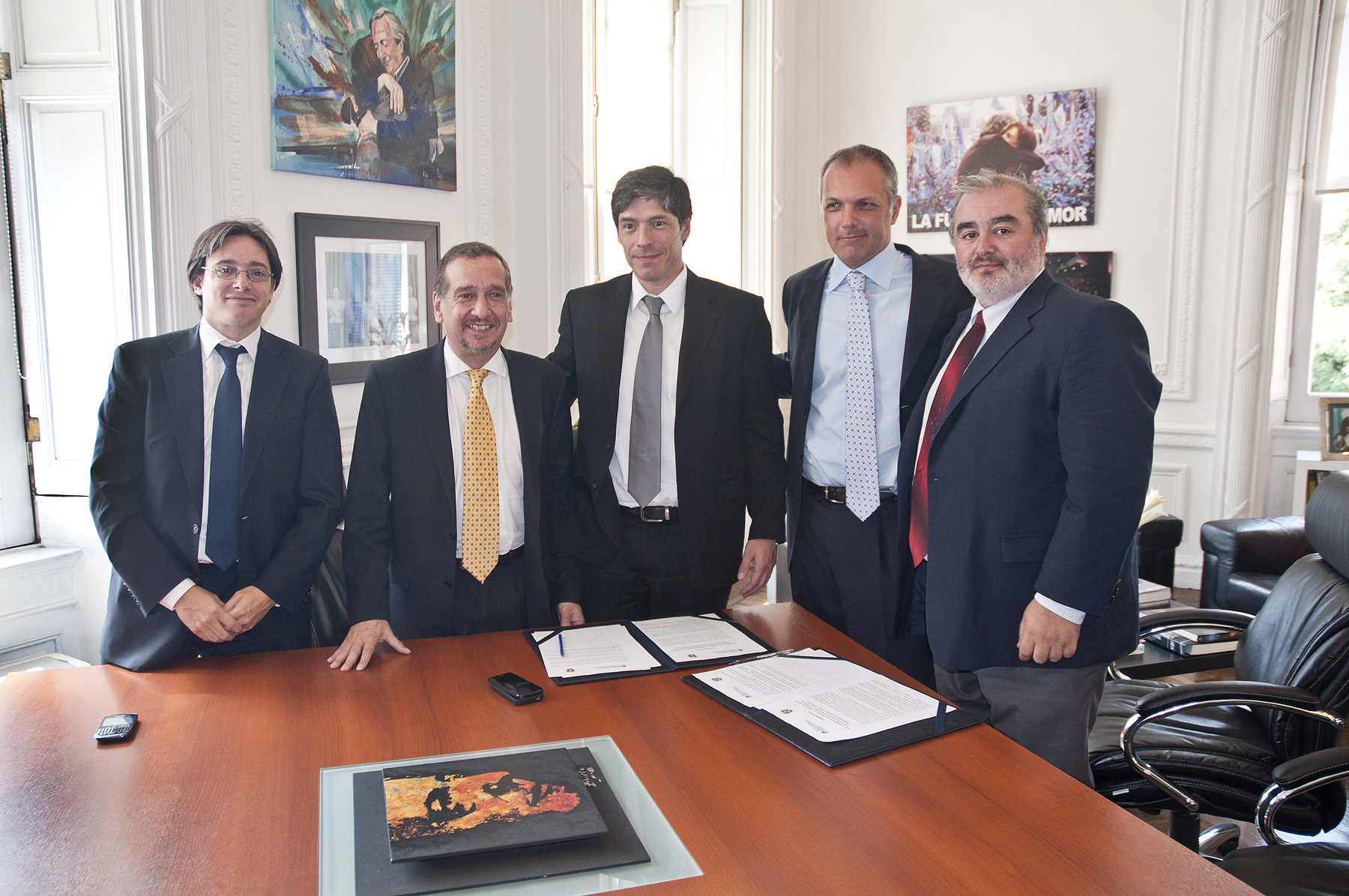 Chubut financiará posgrados científicos en el exterior