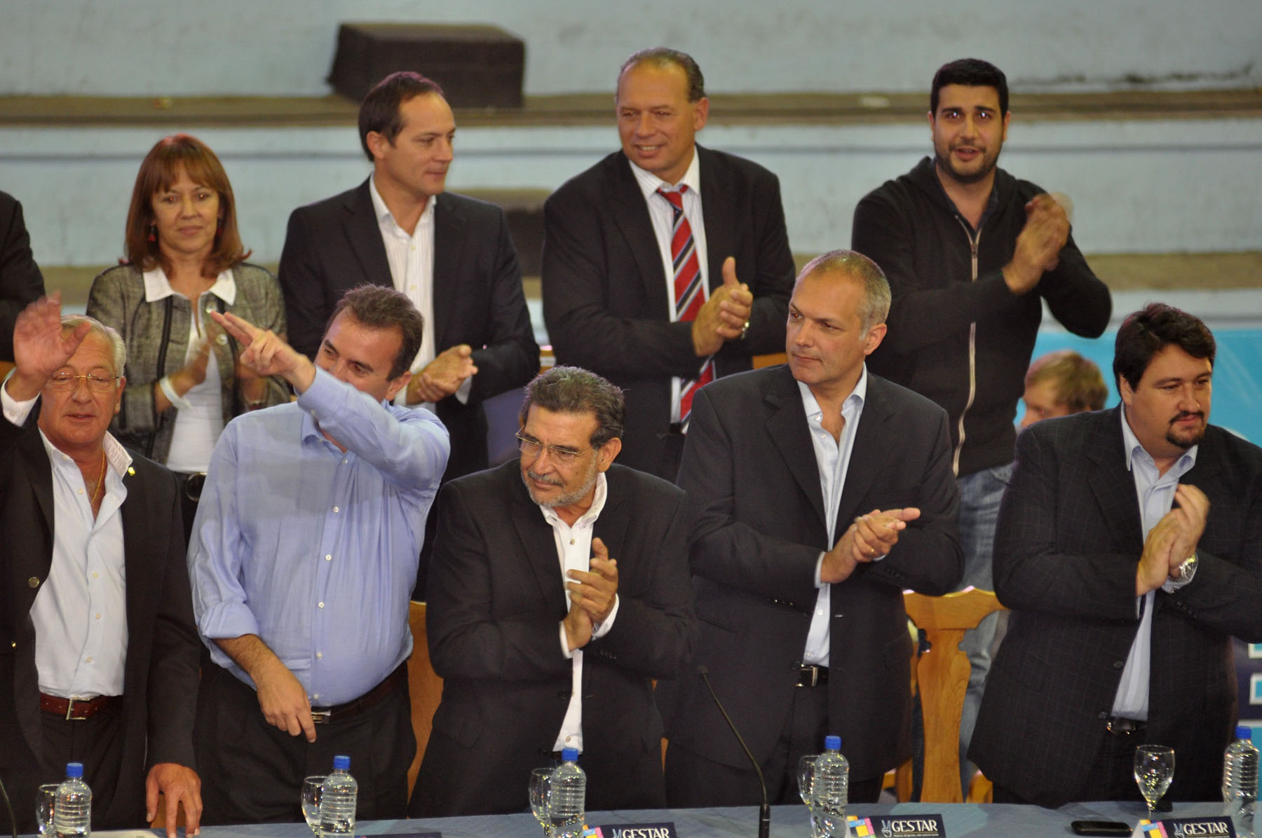 Buzzi instó a profundizar el modelo nacional