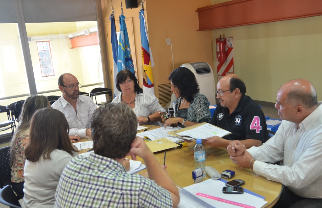 MCR: Comenzó apertura de sobres del concurso externo