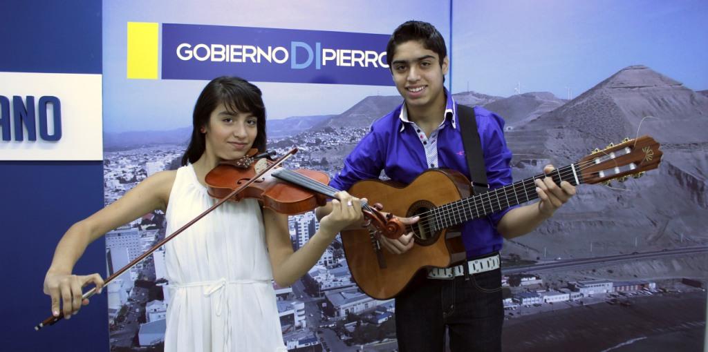 Acompañamiento municipal a dúo que lanzó su primer disco