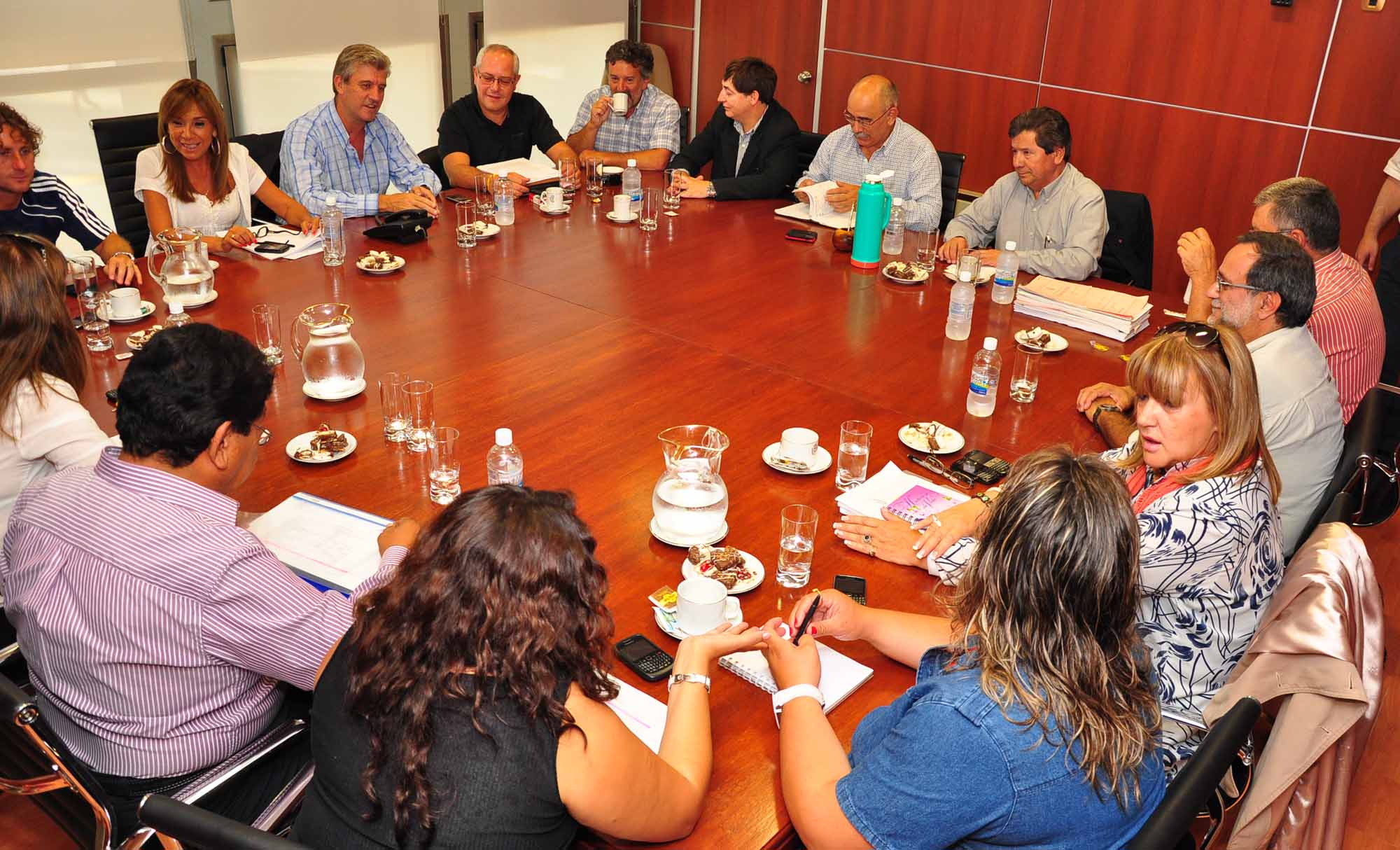 Eliceche y diputados del FPV analizaron el Presupuesto