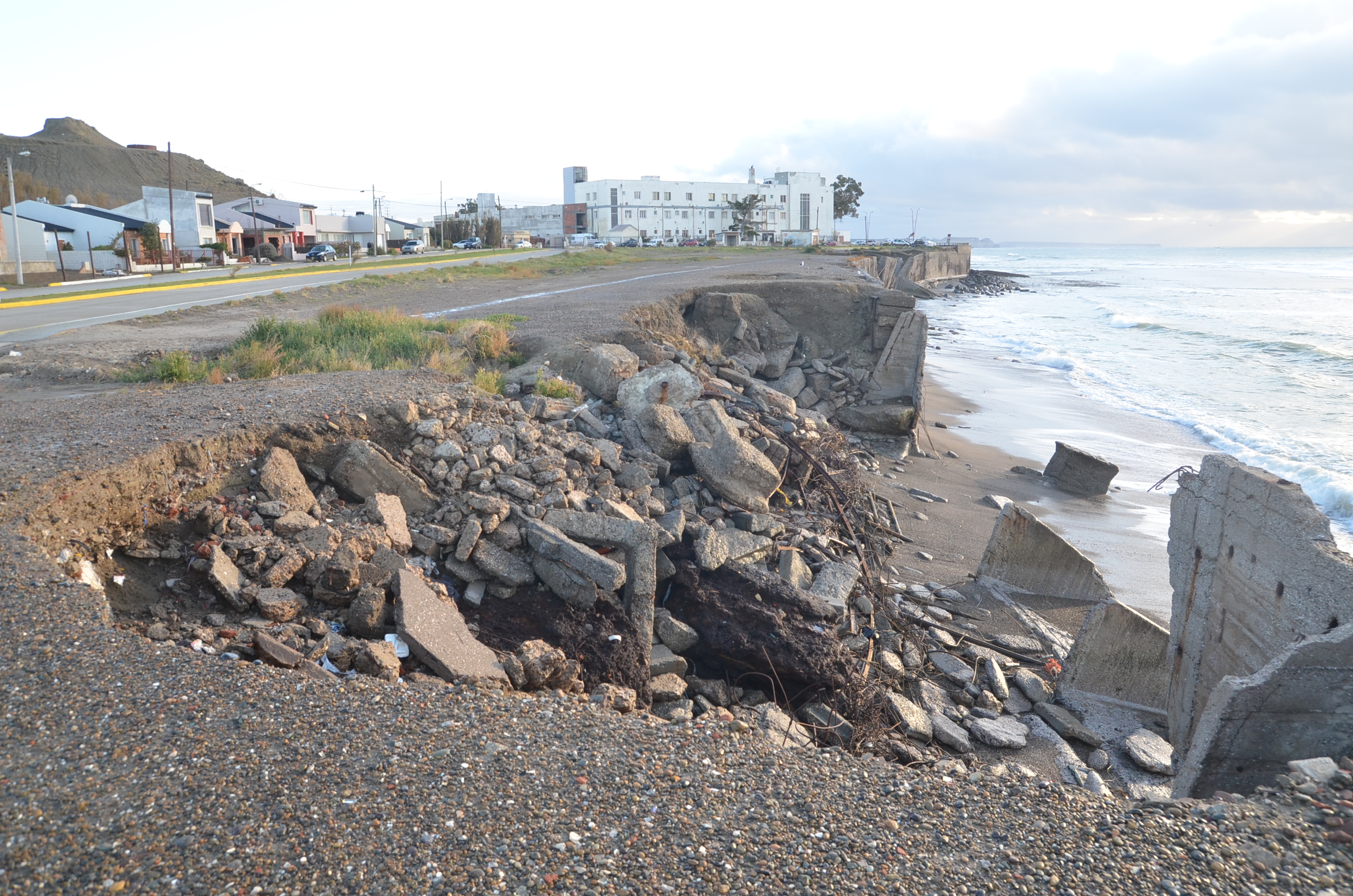 En un mes comienzan a reparar el muro del Hospital Alvear