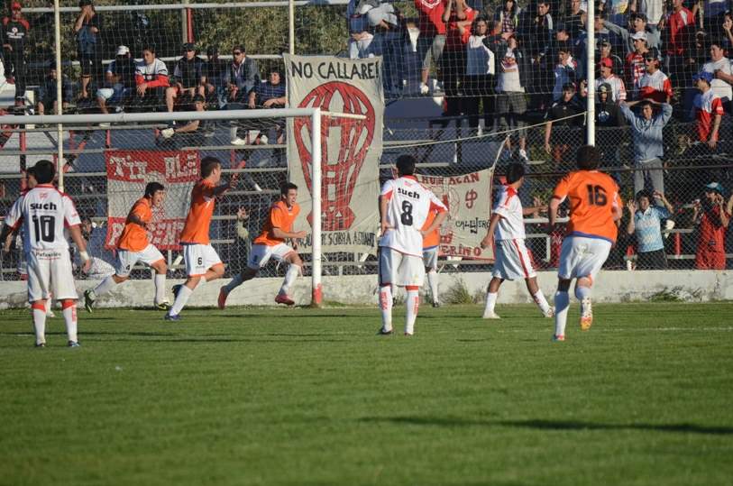 La CAI le empató en el final a Huracán y clasificó