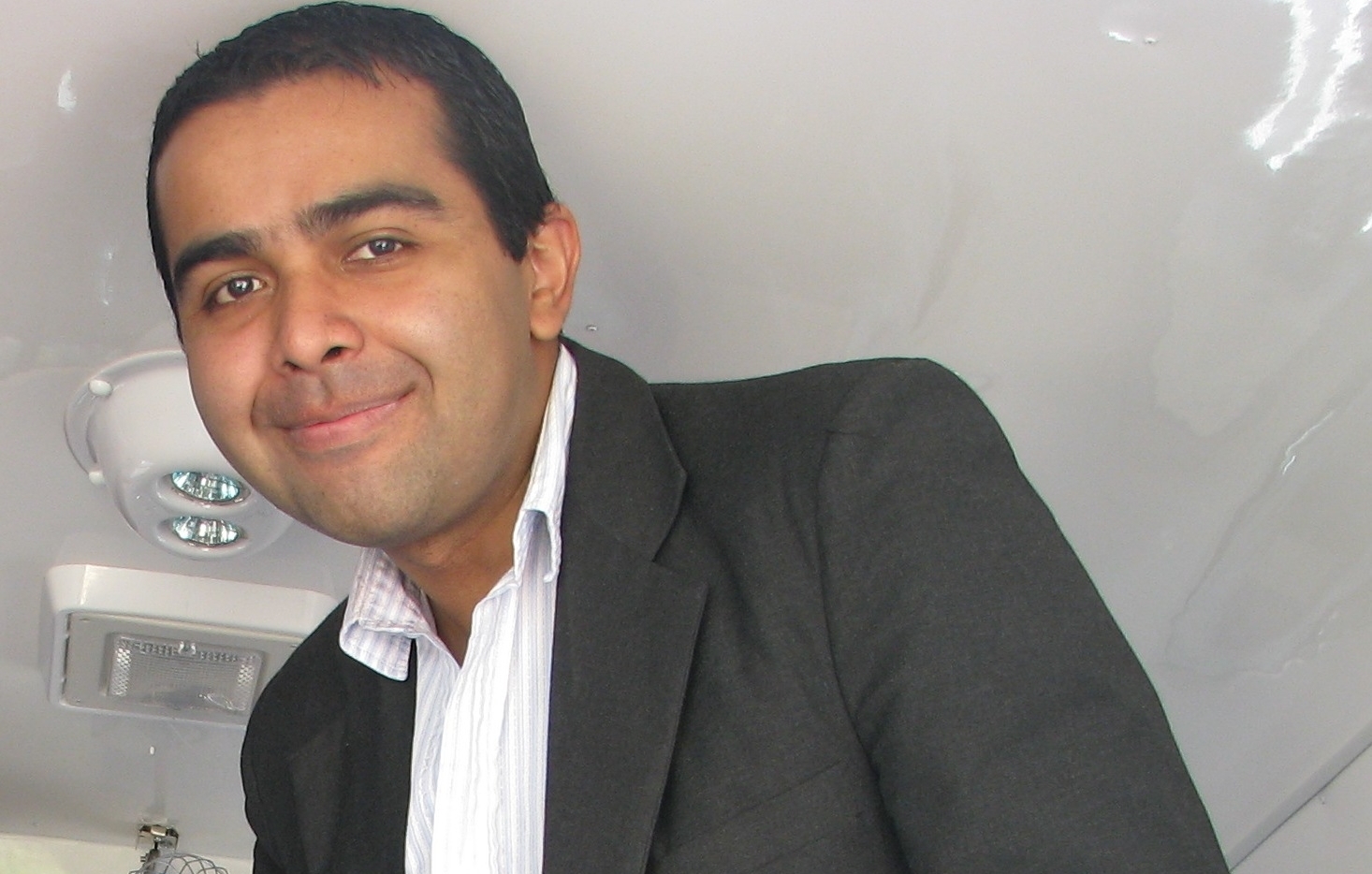 Jaime quiere garantizar los servicios del Hospital