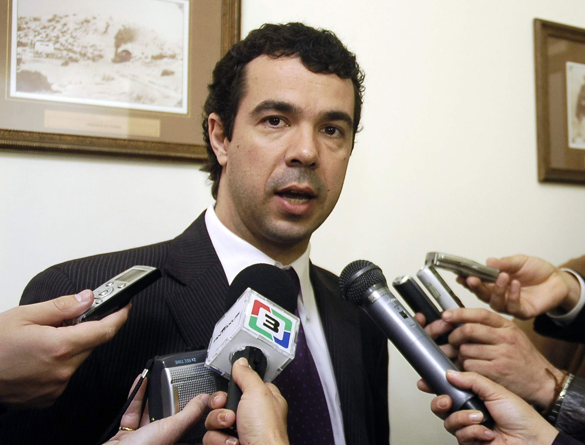 Pablo Korn le ‘pegó’ a Meza Evans