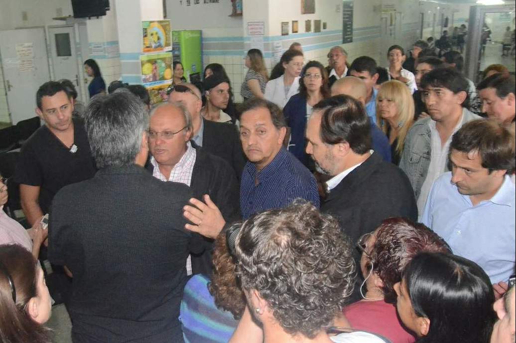 Luque: “Los funcionarios deben venir a dialogar”