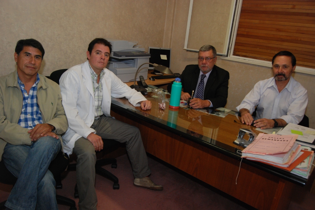 Meza Evans y los cirujanos buscan un acuerdo