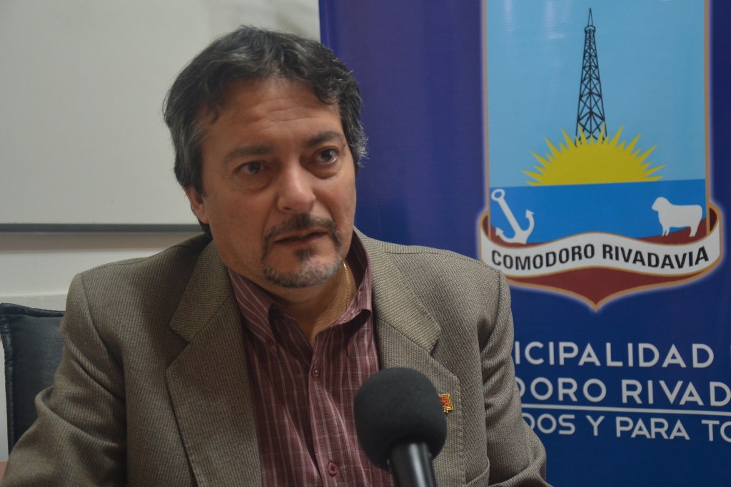 Continúan los controles de cartelería obligatoria en comercios