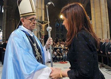 La Presidenta le deseó una buena misión al Papa