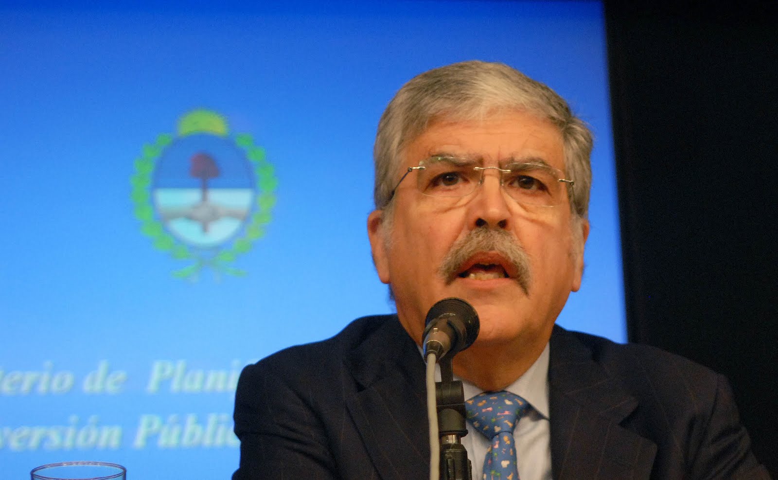 “Clarín cuestiona porque no pudo quedarse con Telecom”