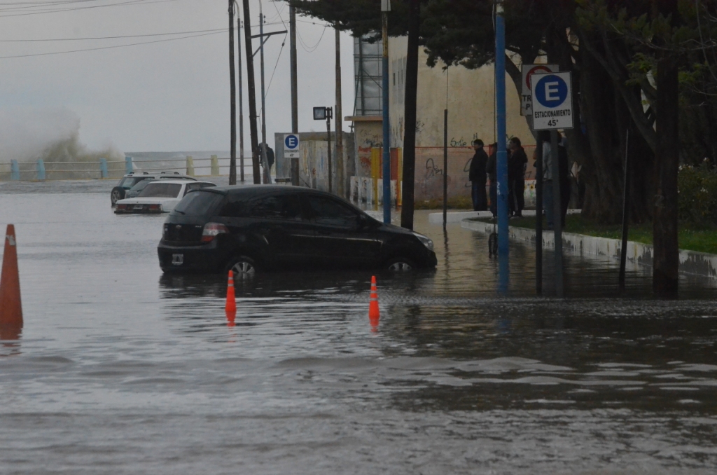 Otra marejada afectó al centro de la ciudad