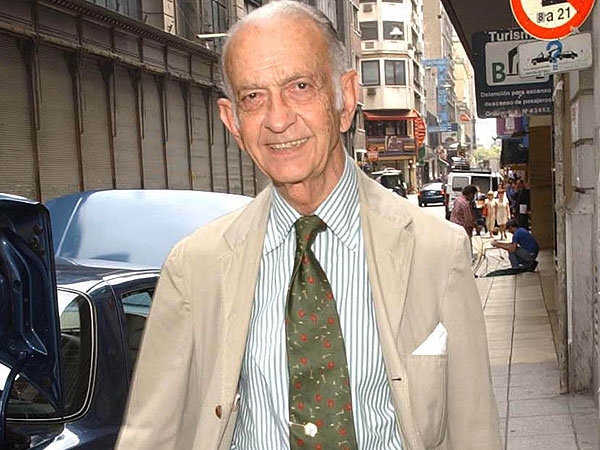 Murió José Alfredo Martínez de Hoz