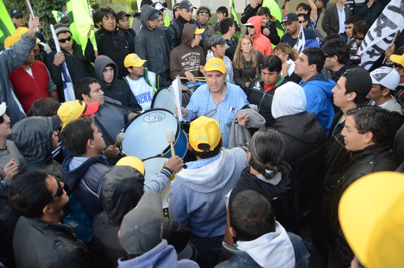 Linares: “siempre vamos a estar con los trabajadores”