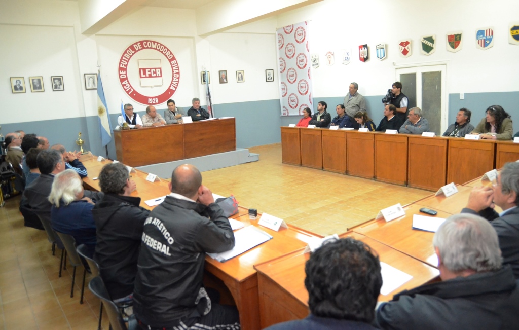 Encuentro por la seguridad en la Liga de Fútbol