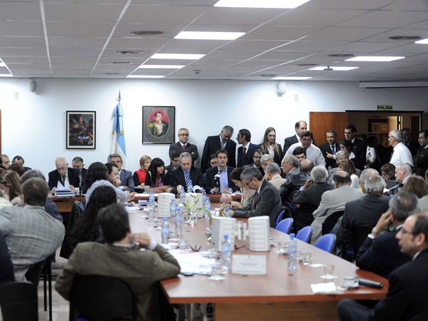 Para la Iglesia, avanzar sobre la Justicia puede debilitar la democracia