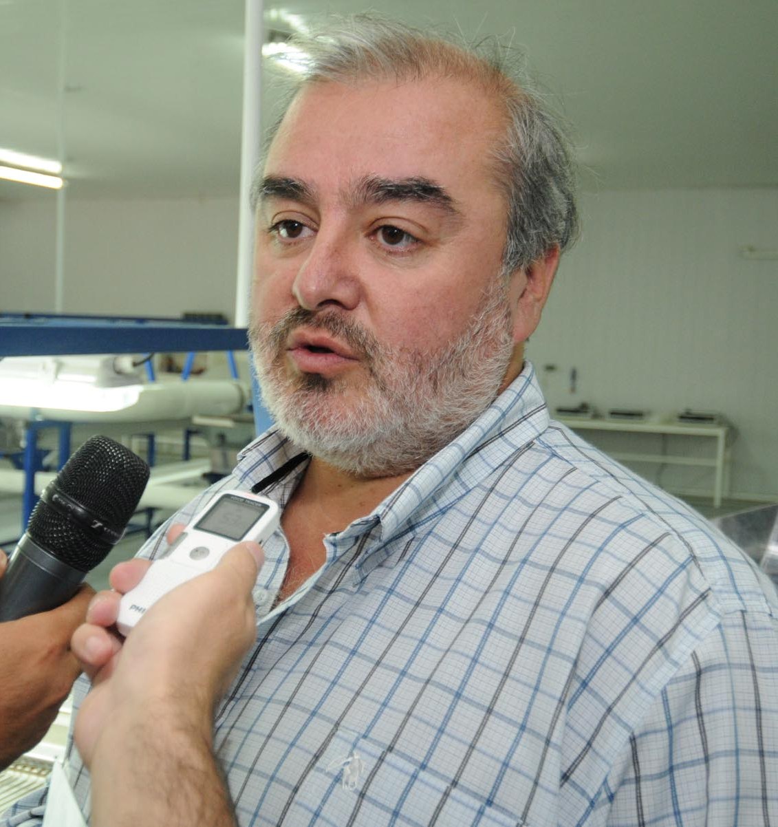 “El recurso del mar se puede cuidar y explotar de modo más racional”