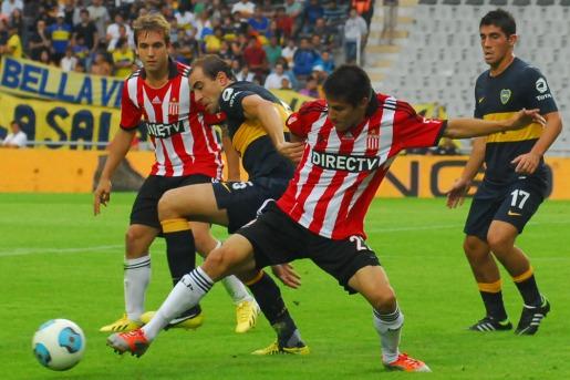 Boca cayó en La Plata e igualó la peor racha de su historia