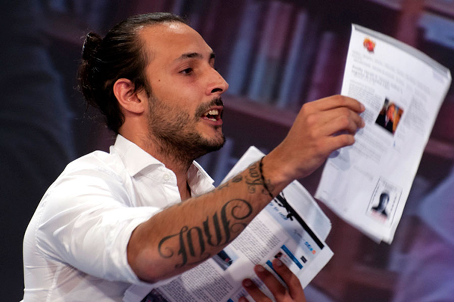 Fariña fue demorado al intentar sacar dólares del país