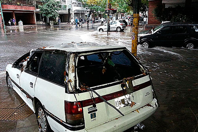Buenos Aires: 4 muertos por un temporal