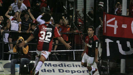 Newell’s Old Boys le ganó a Racing en un partidazo: 4-3