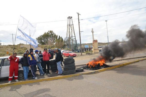 Sindicato obreros unidos repudio violencia de la UOCRA y “dragones”